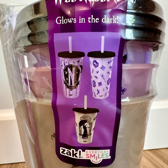 Zak! Designs 3-Pack Wednesday Nevermore Academy Glow in the Dark Tumblers 25 oz - Picture 7 of 14